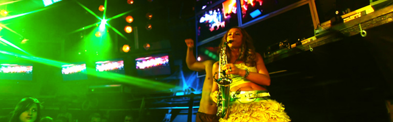Saxophonistin Bilder Natalie Marchenko